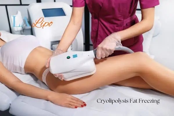 Woman receiving coolsculpting Horsham treatment on her thighs